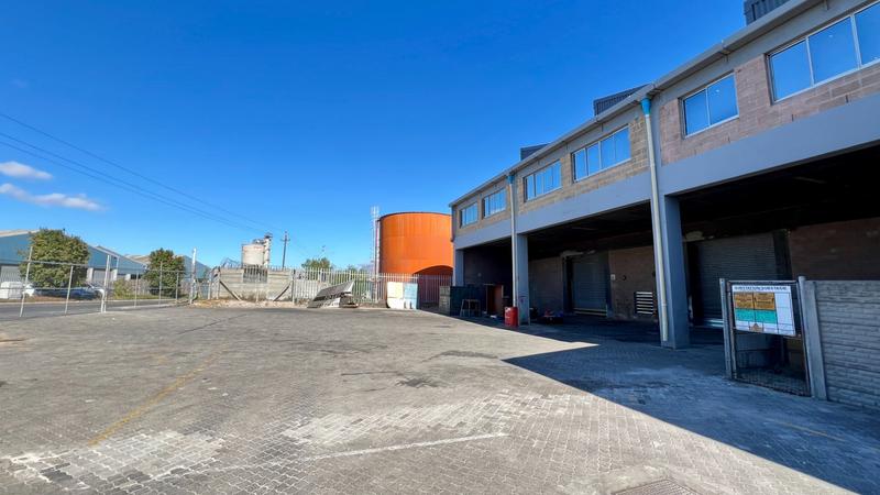 To Let commercial Property for Rent in Montague Gardens Western Cape